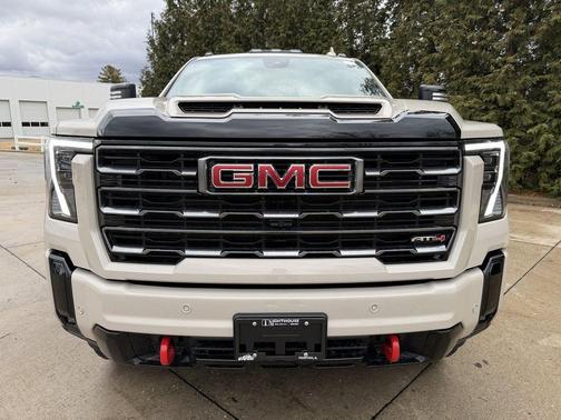 2026 GMC Sierra 2500 AT4