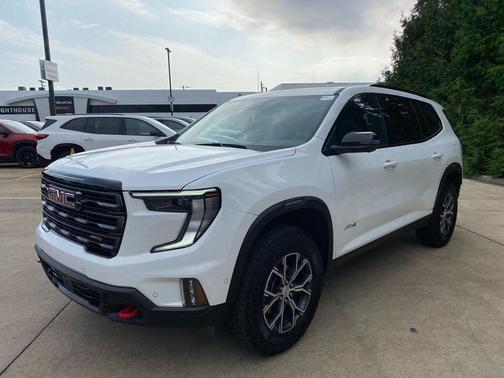 2024 GMC Acadia AWD AT4