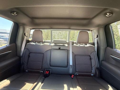 Glacier White Tricoat 2026 GMC Sierra 1500 Denali