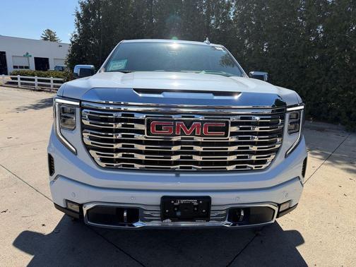 Glacier White Tricoat 2026 GMC Sierra 1500 Denali