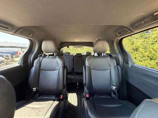 Ruby Flare Pearl 2024 Toyota Sienna XSE 7 Passenger