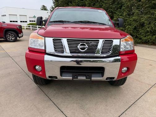 Red Alert Metallic 2011 Nissan Titan SV