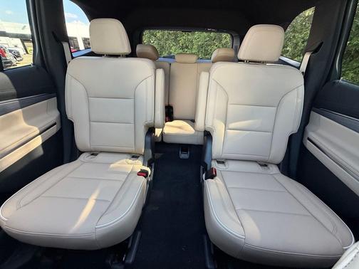 Summit White 2026 Buick Enclave Preferred FWD