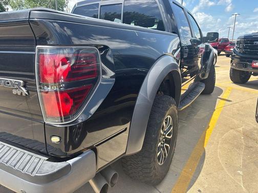 Tuxedo Black Metallic 2014 Ford F-150 SVT Raptor