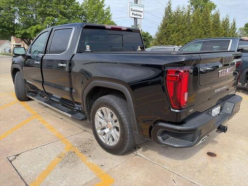 Onyx Black 2022 GMC Sierra 1500 Denali