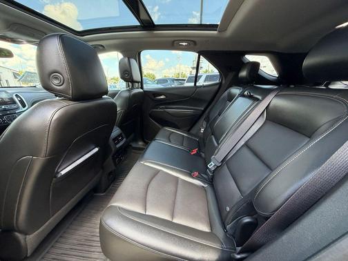 Pepperdust Metallic 2018 Chevrolet Equinox Premier w/2LZ