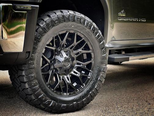 2026 GMC Sierra 2500 SLT