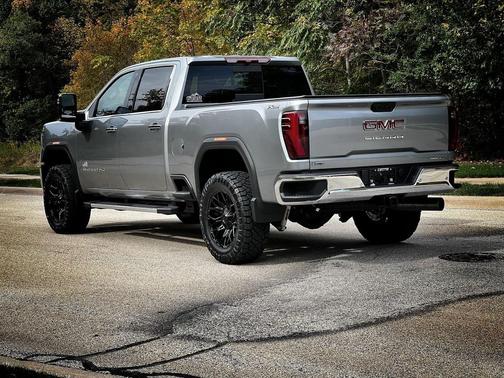 2026 GMC Sierra 2500 SLT