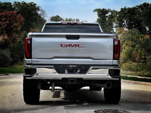 2026 GMC Sierra 2500 SLT