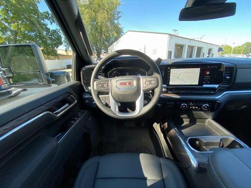 2026 GMC Sierra 2500 SLT