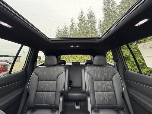 Cherry Red Tintcoat 2026 Buick Enclave Avenir FWD