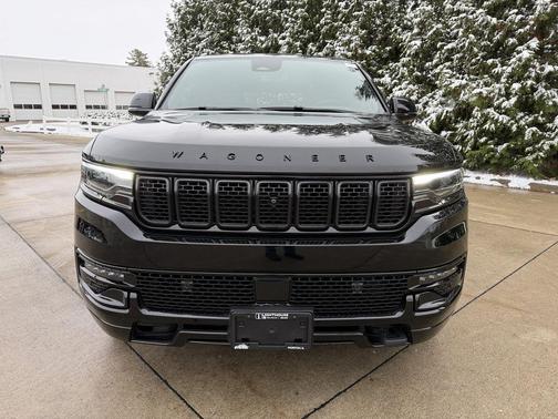 2024 Jeep Wagoneer Series II Carbide 4x4