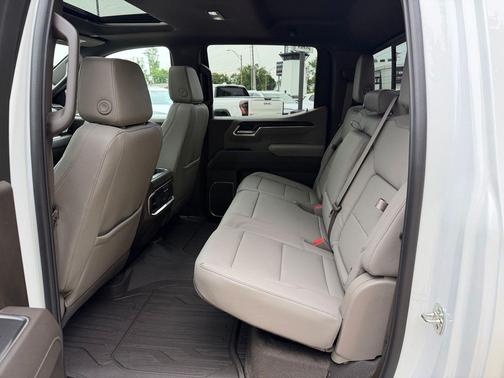Summit White 2026 GMC Sierra 1500 SLT