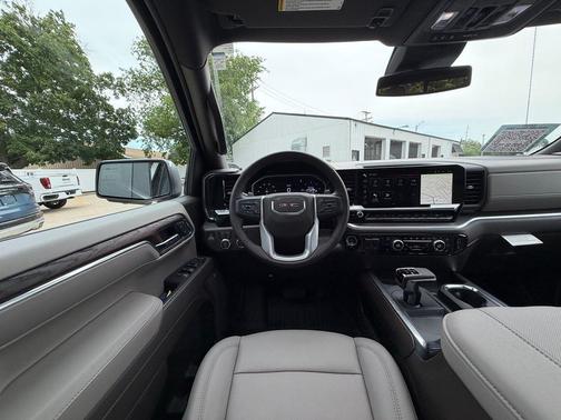 Summit White 2026 GMC Sierra 1500 SLT