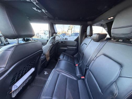 2021 Ford Bronco Base