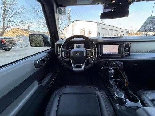 2021 Ford Bronco Base