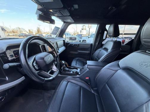 2021 Ford Bronco Base