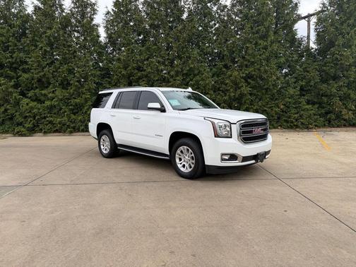 Summit White 2017 GMC Yukon SLT