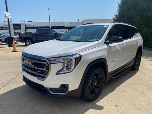 2022 GMC Terrain AWD AT4