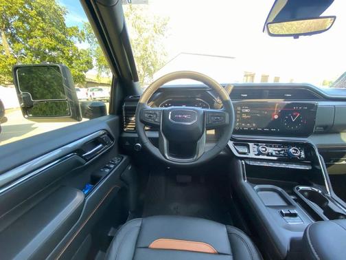 2024 GMC Sierra 2500 AT4