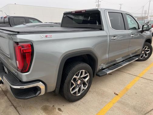 2023 GMC Sierra 1500 SLT