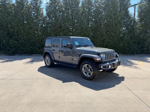 Sting-Gray Clearcoat 2020 Jeep Wrangler Unlimited Sahara