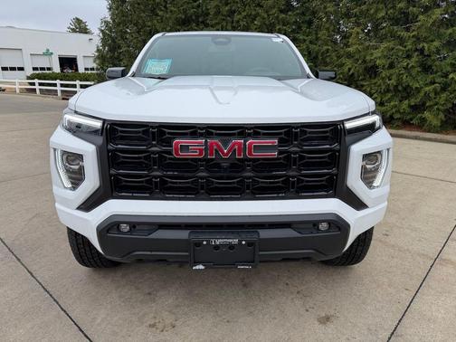 Summit White 2026 GMC Canyon Elevation