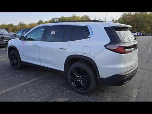 2024 GMC Acadia FWD Elevation