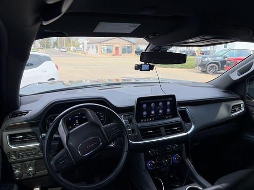 Onyx Black 2021 GMC Yukon SLE