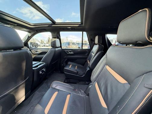 2024 GMC Yukon 4WD AT4