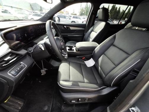 2025 Buick Enclave Preferred FWD