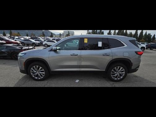 2025 Buick Enclave Preferred FWD