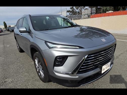 2025 Buick Enclave Preferred FWD