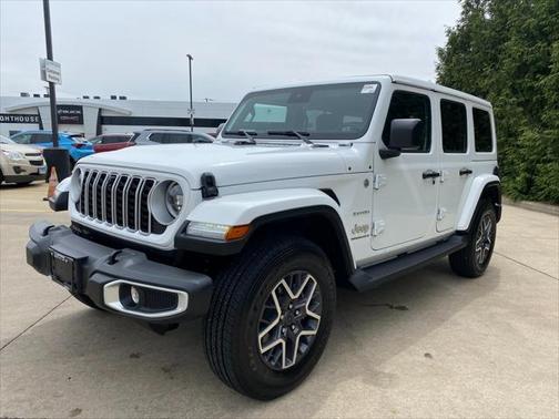 2024 Jeep Wrangler 4-Door Sahara 4x4