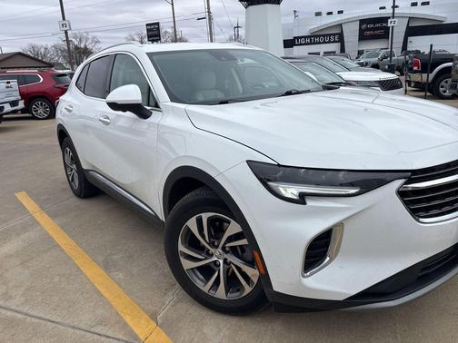 2022 Buick Envision FWD Essence
