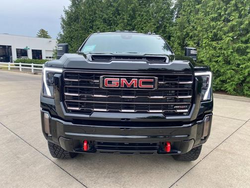 2024 GMC Sierra 2500 AT4