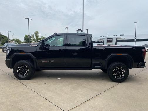 2024 GMC Sierra 2500 AT4