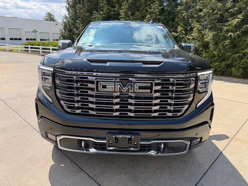 Onyx Black 2026 GMC Sierra 1500 Denali Ultimate