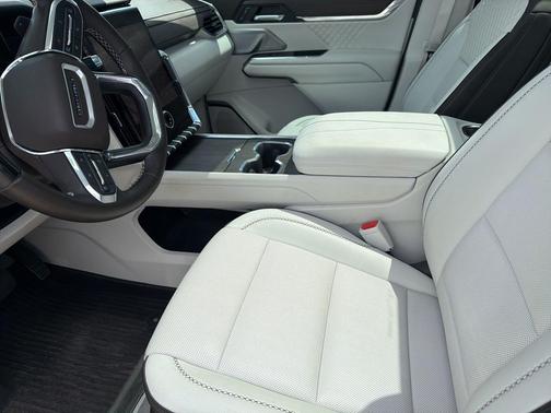 White Frost Tricoat 2024 GMC Acadia Denali