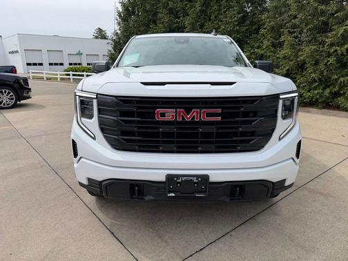 Summit White 2026 GMC Sierra 1500 Pro