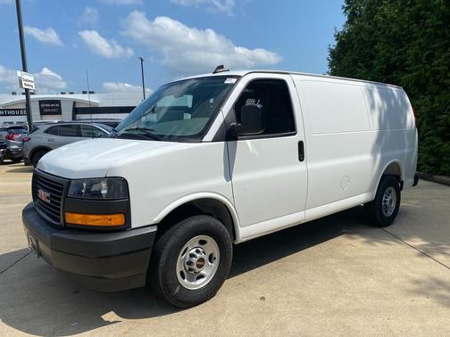 2025 GMC Savana 2500 Work Van