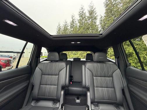 Ocean Blue Metallic 2026 Buick Enclave Avenir FWD
