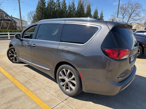 2017 Chrysler Pacifica Limited