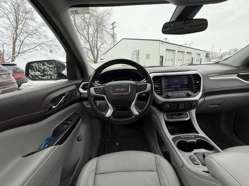 2021 GMC Acadia AWD SLT
