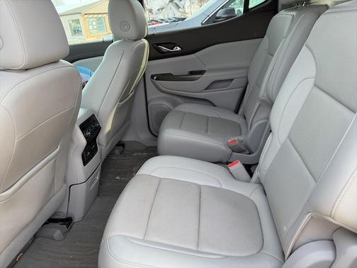 2021 GMC Acadia AWD SLT