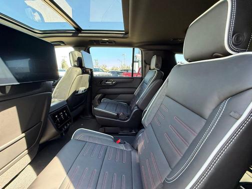 2026 GMC Yukon XL 4WD AT4 Ultimate