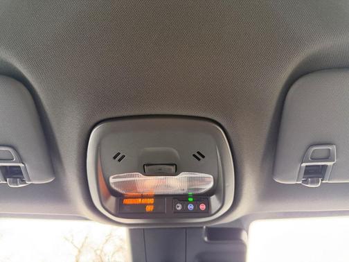 Summit White 2026 Buick Envista Preferred FWD
