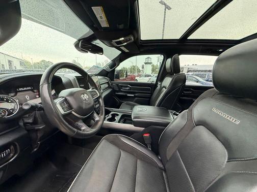 Granite Crystal Metallic Clearcoat 2020 RAM 1500 Laramie