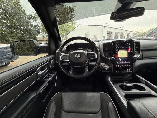 Granite Crystal Metallic Clearcoat 2020 RAM 1500 Laramie