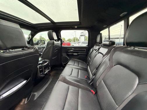 Granite Crystal Metallic Clearcoat 2020 RAM 1500 Laramie